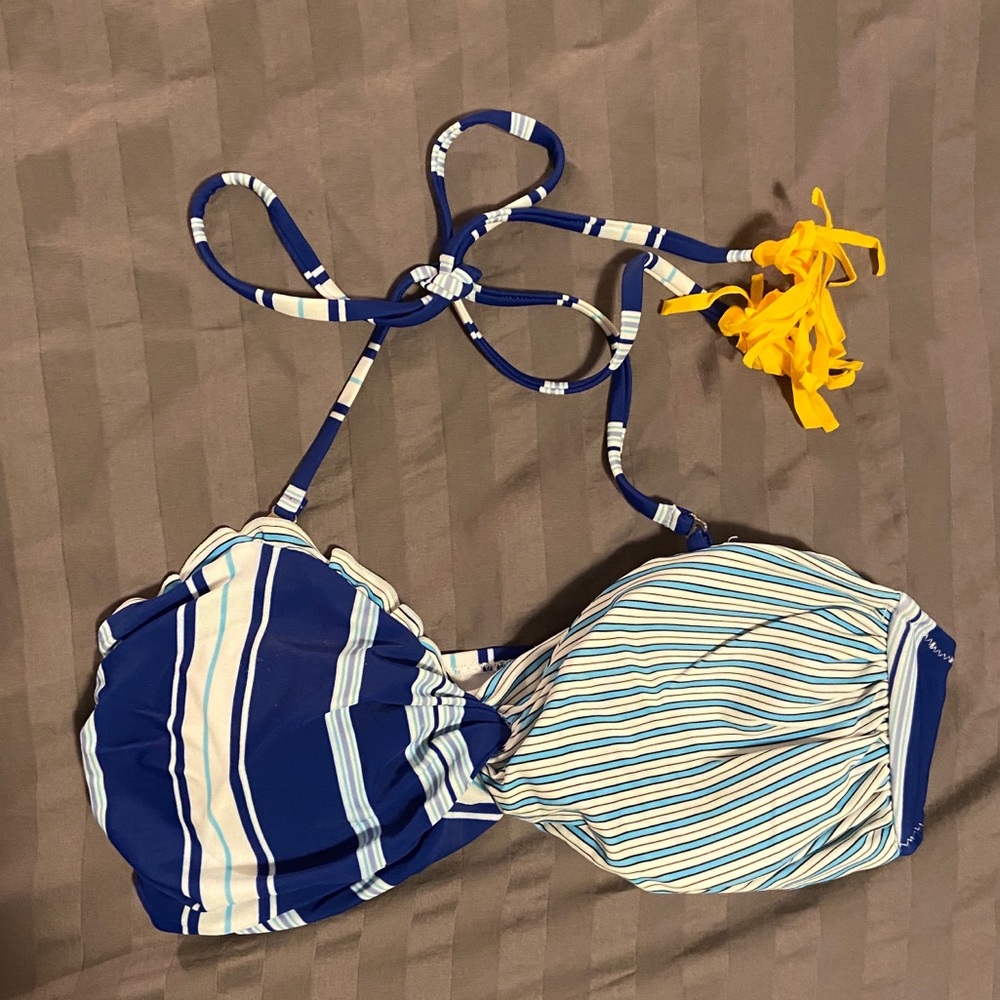 Cupshe bathing suit. Blue and White with Yellow tassels. Size M